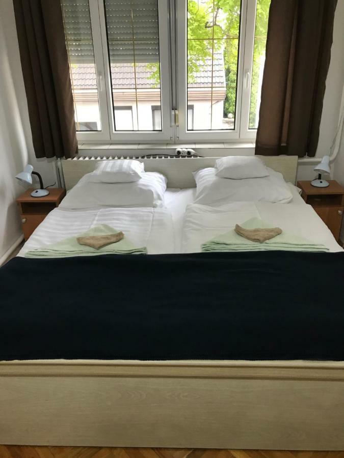 Hiv-Lak Apartman Eger Zewnętrze zdjęcie